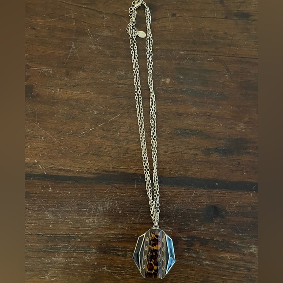 Vitg Bijoux Terner Necklac Leopard And Gold Tone Pendant Necklace - Picture 4 of 10